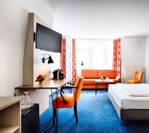 ACHAT Hotel Zwickau Room
