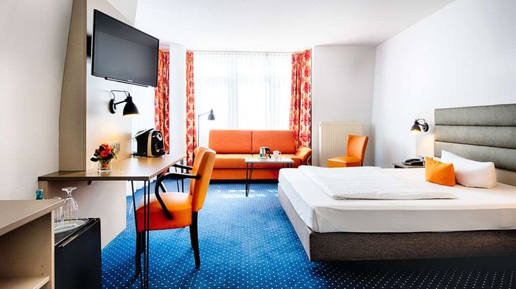 ACHAT Hotel Zwickau Room