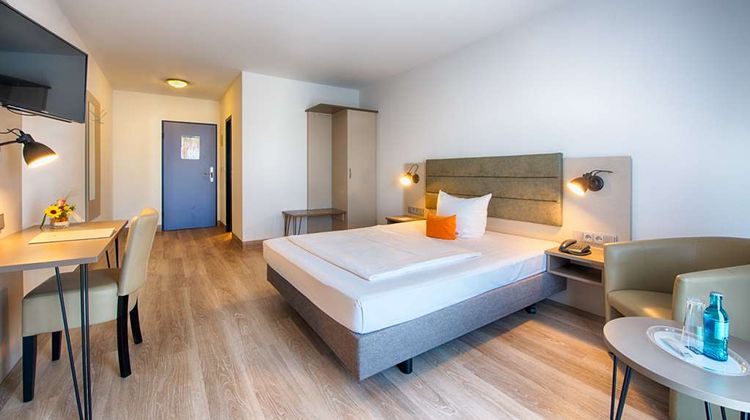ACHAT Hotel Zwickau Room