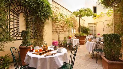 Le Clos Medicis