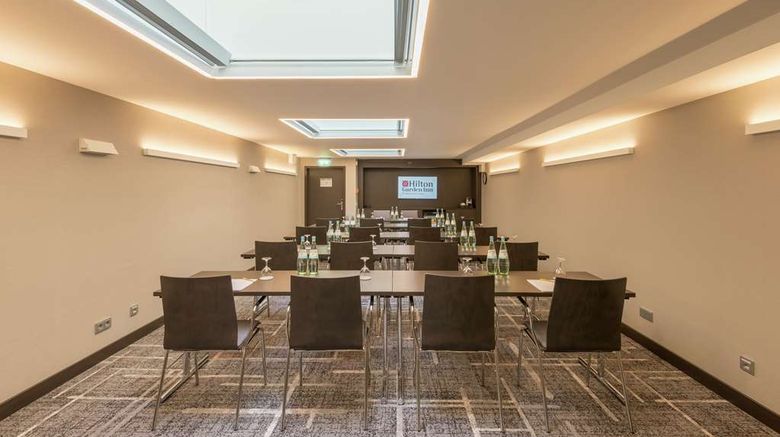 <b>Hilton Garden Inn Frankfurt City Centre Meeting</b>. Images powered by <a href="https://iceportal.shijigroup.com/" title="IcePortal" target="_blank">IcePortal</a>.