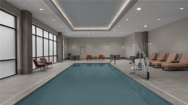 Embassy Suites by Hilton Riverfront Pool