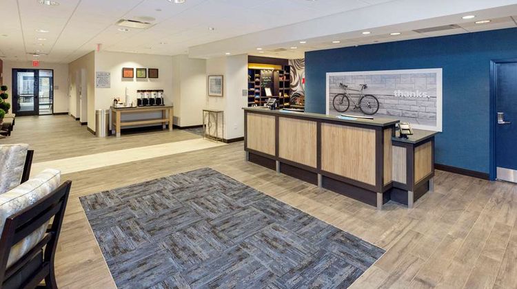Hampton Inn & Suites University Town Ctr Lobby