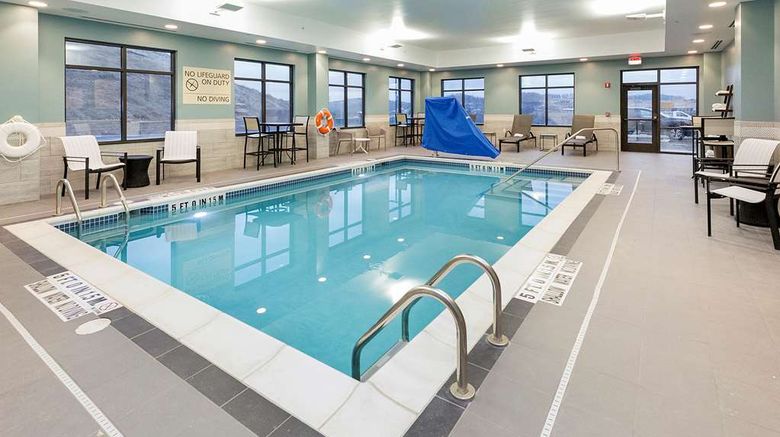 <b>Hampton Inn & Suites University Town Ctr Pool</b>. Images powered by <a href="https://iceportal.shijigroup.com/" title="IcePortal" target="_blank">IcePortal</a>.