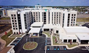 Embassy Suites Syracuse Destiny USA
