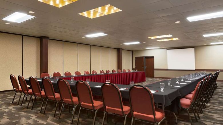 <b>Ramada Fargo Meeting</b>. Images powered by <a href="https://iceportal.shijigroup.com/" title="IcePortal" target="_blank">IcePortal</a>.