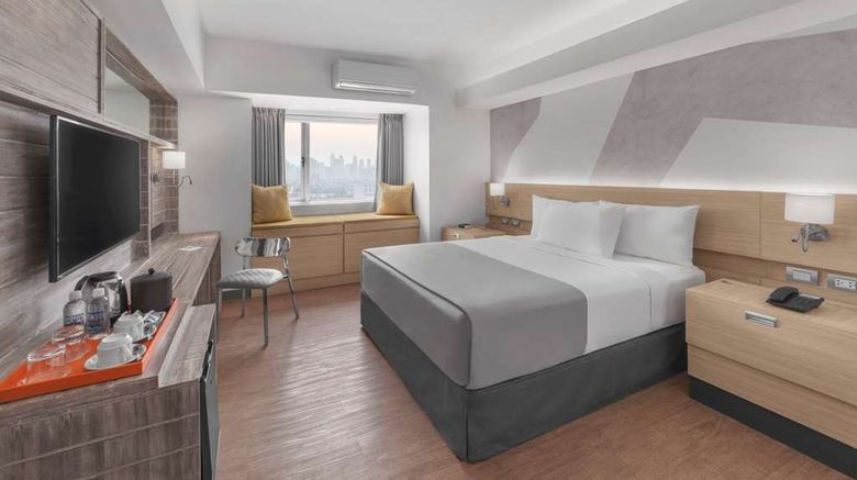 <b>TRYP by Wyndham Mall of Asia-Manila Room</b>. Images powered by <a href="https://iceportal.shijigroup.com/" title="IcePortal" target="_blank">IcePortal</a>.
