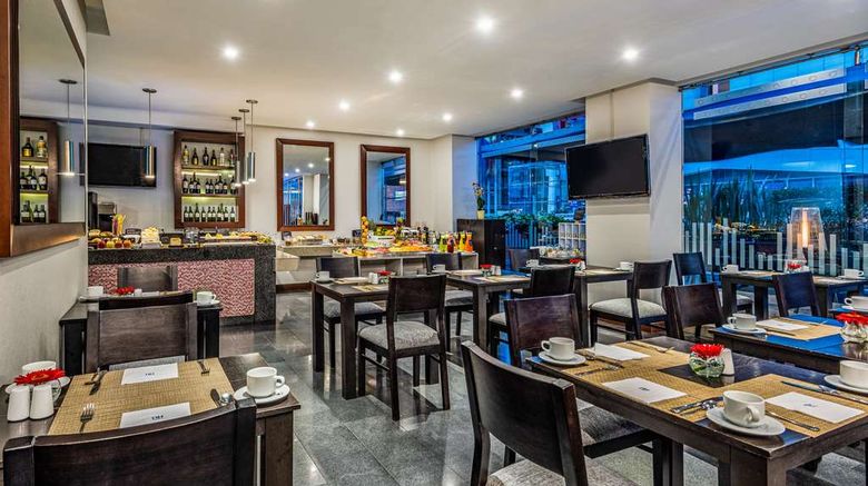 <b>NH Bogota Urban 93 Royal Restaurant</b>. Images powered by <a href="https://iceportal.shijigroup.com/" title="IcePortal" target="_blank">IcePortal</a>.