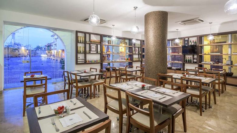 <b>NH Cartagena Urban Royal Restaurant</b>. Images powered by <a href="https://iceportal.shijigroup.com/" title="IcePortal" target="_blank">IcePortal</a>.