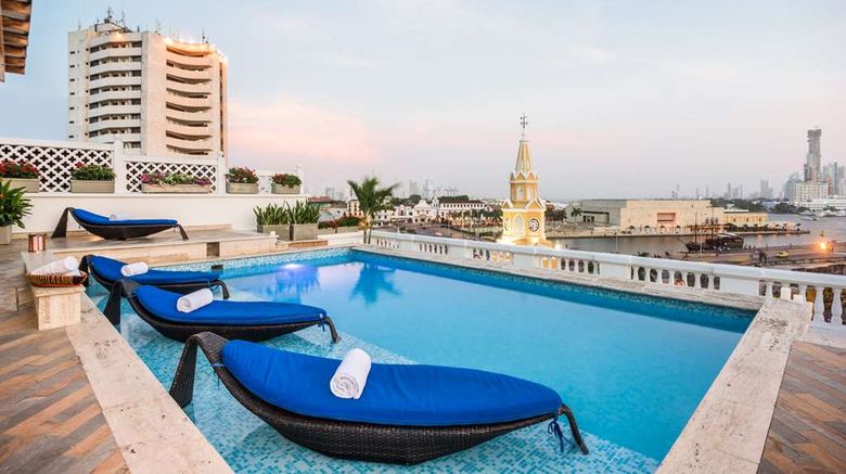 <b>NH Cartagena Urban Royal Pool</b>. Images powered by <a href="https://iceportal.shijigroup.com/" title="IcePortal" target="_blank">IcePortal</a>.