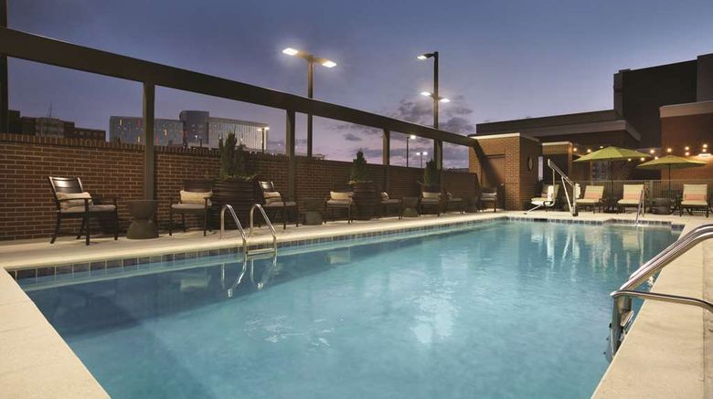 <b>Hilton Garden Inn Downtown Birmingham Pool</b>. Images powered by <a href="https://iceportal.shijigroup.com/" title="IcePortal" target="_blank">IcePortal</a>.