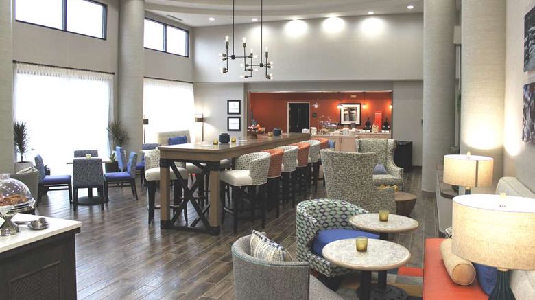 <b>Hampton Inn Forsyth Restaurant</b>. Images powered by <a href="https://iceportal.shijigroup.com/" title="IcePortal" target="_blank">IcePortal</a>.