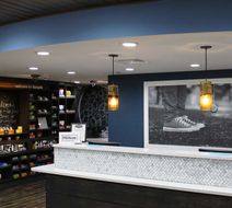 Hampton Inn Forsyth Lobby