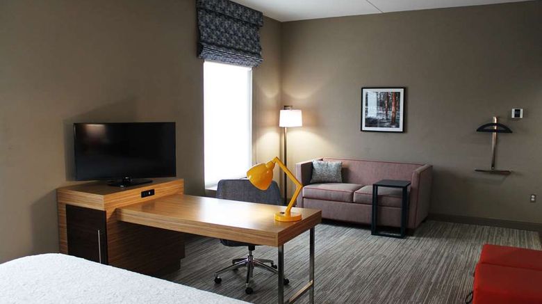 <b>Hampton Inn Forsyth Room</b>. Images powered by <a href="https://iceportal.shijigroup.com/" title="IcePortal" target="_blank">IcePortal</a>.