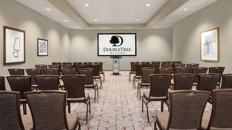 DoubleTree by Hilton St Paul East Meeting