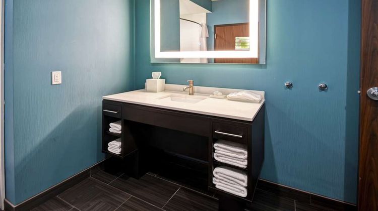 Home2 Suites by Hilton El Reno Room