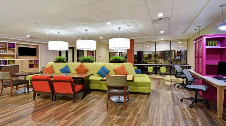 Home2 Suites by Hilton El Reno Lobby