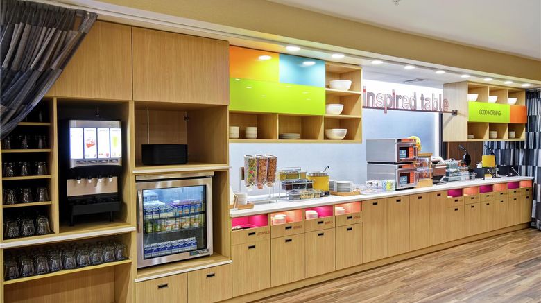 <b>Home2 Suites by Hilton El Reno Restaurant</b>. Images powered by <a href="https://iceportal.shijigroup.com/" title="IcePortal" target="_blank">IcePortal</a>.