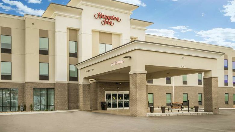 <b>Hampton Inn Newport Exterior</b>. Images powered by <a href="https://iceportal.shijigroup.com/" title="IcePortal" target="_blank">IcePortal</a>.