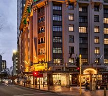 DoubleTree by Hilton Wellington Exterior