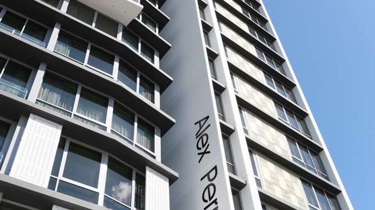 Alex Perry Hotel and Apartments Exterior