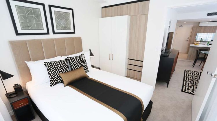 Alex Perry Hotel and Apartments Room