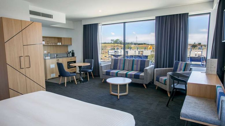 <b>Alpha Hotel Eastern Creek Suite</b>. Images powered by <a href="https://iceportal.shijigroup.com/" title="IcePortal" target="_blank">IcePortal</a>.