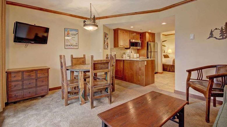 <b>Beaver Run Resort & Conference Center Suite</b>. Images powered by <a href="https://iceportal.shijigroup.com/" title="IcePortal" target="_blank">IcePortal</a>.