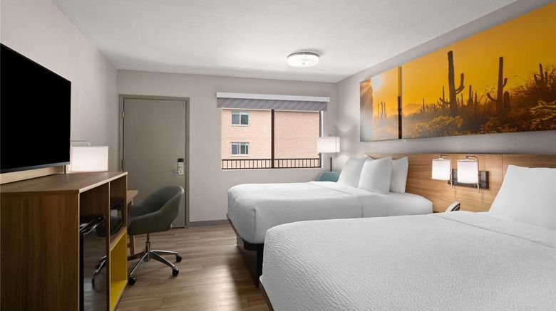 <b>Days Inn Prescott Room</b>. Images powered by <a href="https://iceportal.shijigroup.com/" title="IcePortal" target="_blank">IcePortal</a>.