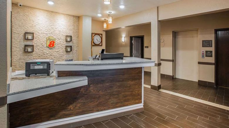 <b>Super 8 Altoona Lobby</b>. Images powered by <a href="https://iceportal.shijigroup.com/" title="IcePortal" target="_blank">IcePortal</a>.