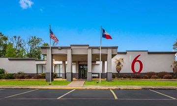 Motel 6 Henderson