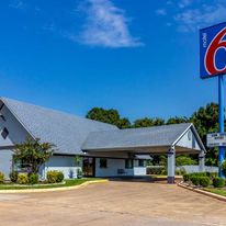 Motel 6 Alvin