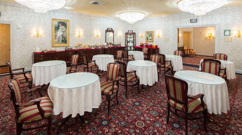 <b>Bristol Hotel Restaurant</b>. Images powered by <a href="https://iceportal.shijigroup.com/" title="IcePortal" target="_blank">IcePortal</a>.