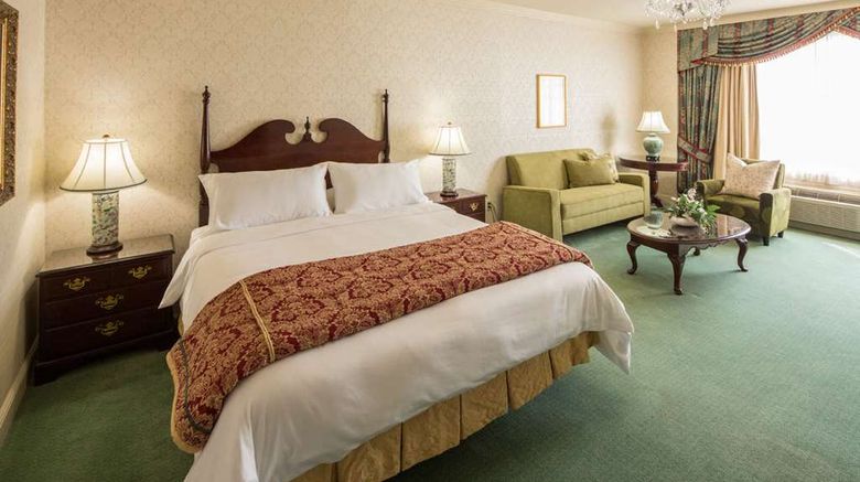 <b>Bristol Hotel Suite</b>. Images powered by <a href="https://iceportal.shijigroup.com/" title="IcePortal" target="_blank">IcePortal</a>.