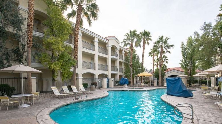 <b>Club de Soleil Resort Pool</b>. Images powered by <a href="https://iceportal.shijigroup.com/" title="IcePortal" target="_blank">IcePortal</a>.