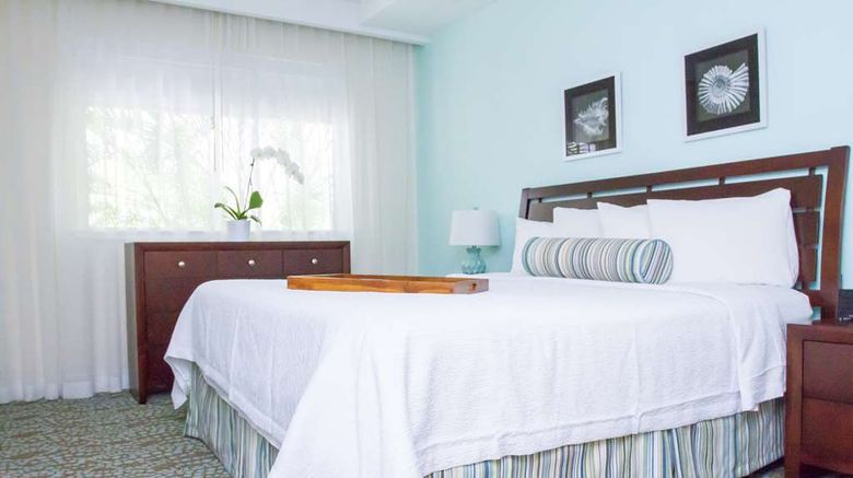 <b>Dorchester South Beach Suite</b>. Images powered by <a href="https://iceportal.shijigroup.com/" title="IcePortal" target="_blank">IcePortal</a>.