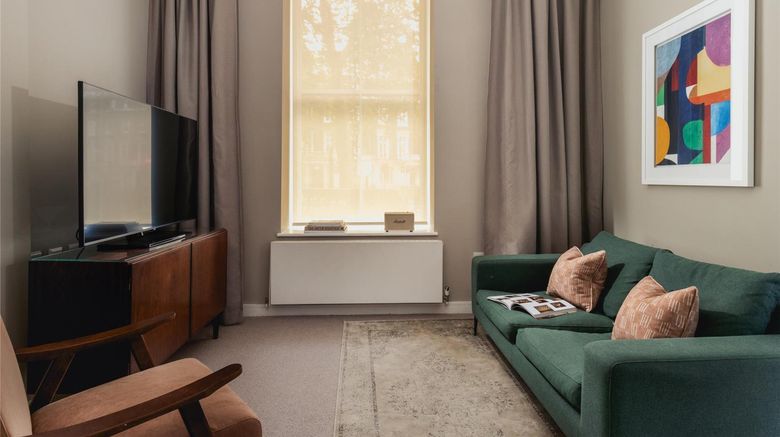 <b>Go Native Hyde Park Serviced Apts Room</b>. Images powered by <a href="https://iceportal.shijigroup.com/" title="IcePortal" target="_blank">IcePortal</a>.