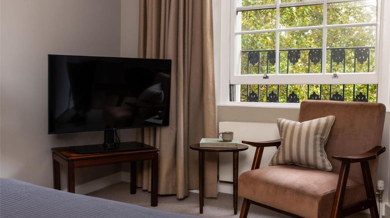 <b>Go Native Hyde Park Serviced Apts Suite</b>. Images powered by <a href="https://iceportal.shijigroup.com/" title="IcePortal" target="_blank">IcePortal</a>.
