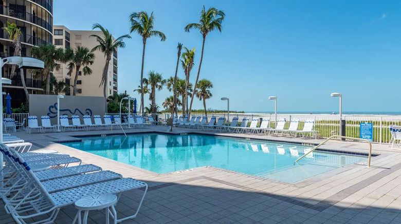 <b>GullWing Beach Resort Pool</b>. Images powered by <a href="https://iceportal.shijigroup.com/" title="IcePortal" target="_blank">IcePortal</a>.