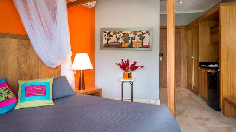 <b>Hotel Montana Room</b>. Images powered by <a href="https://iceportal.shijigroup.com/" title="IcePortal" target="_blank">IcePortal</a>.