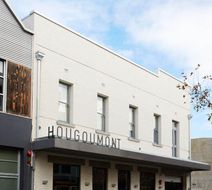 Hougoumont Hotel Exterior