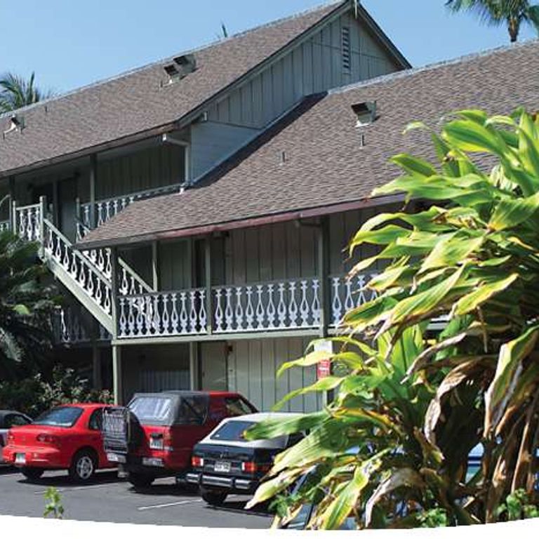 Kona Islander Inn