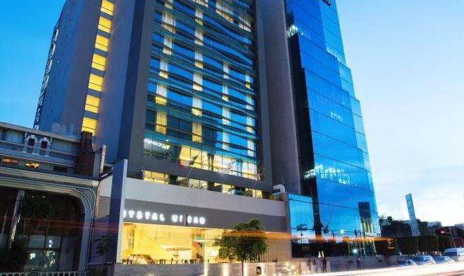 Krystal Urban Guadalajara Exterior