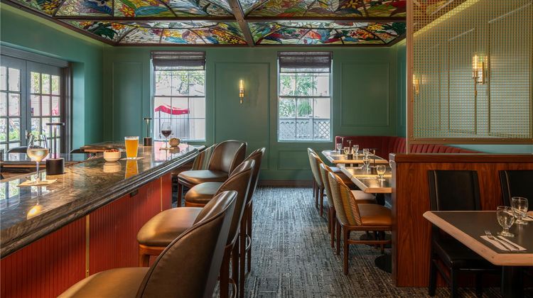 La Tourelle Hotel, Bistro, & Spa Restaurant