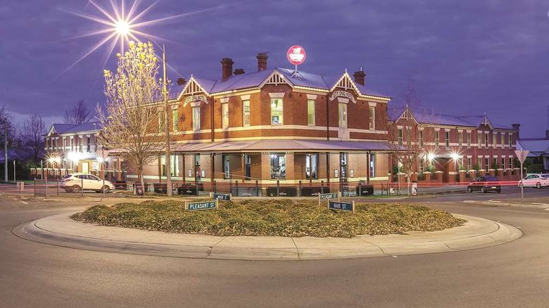 Lake Inn Ballarat Exterior. Images powered by <a href="https://iceportal.shijigroup.com" target="_blank" rel="noopener">Ice Portal</a>.