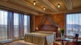 Hotel Majestic Plaza Suite