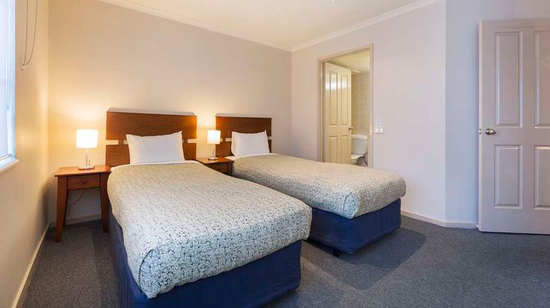 <b>Best Western Plus Canberra Central Apart Suite</b>. Images powered by <a href="https://iceportal.shijigroup.com/" title="IcePortal" target="_blank">IcePortal</a>.