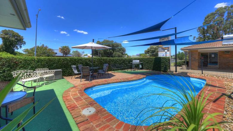 <b>Pevensey Motor Lodge Pool</b>. Images powered by <a href="https://iceportal.shijigroup.com/" title="IcePortal" target="_blank">IcePortal</a>.