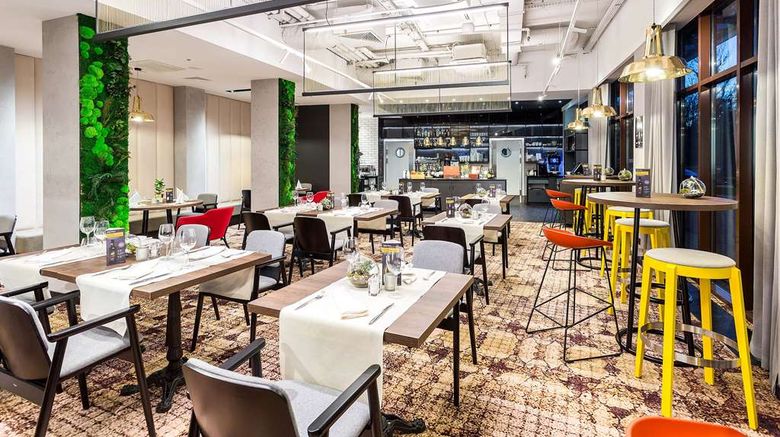 <b>Qubus Hotel Lodz Restaurant</b>. Images powered by <a href="https://iceportal.shijigroup.com/" title="IcePortal" target="_blank">IcePortal</a>.