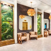 Riverwalk Plaza Hotel